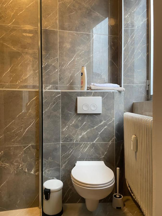 Diamonds Studio Apartment Antwerp Luaran gambar