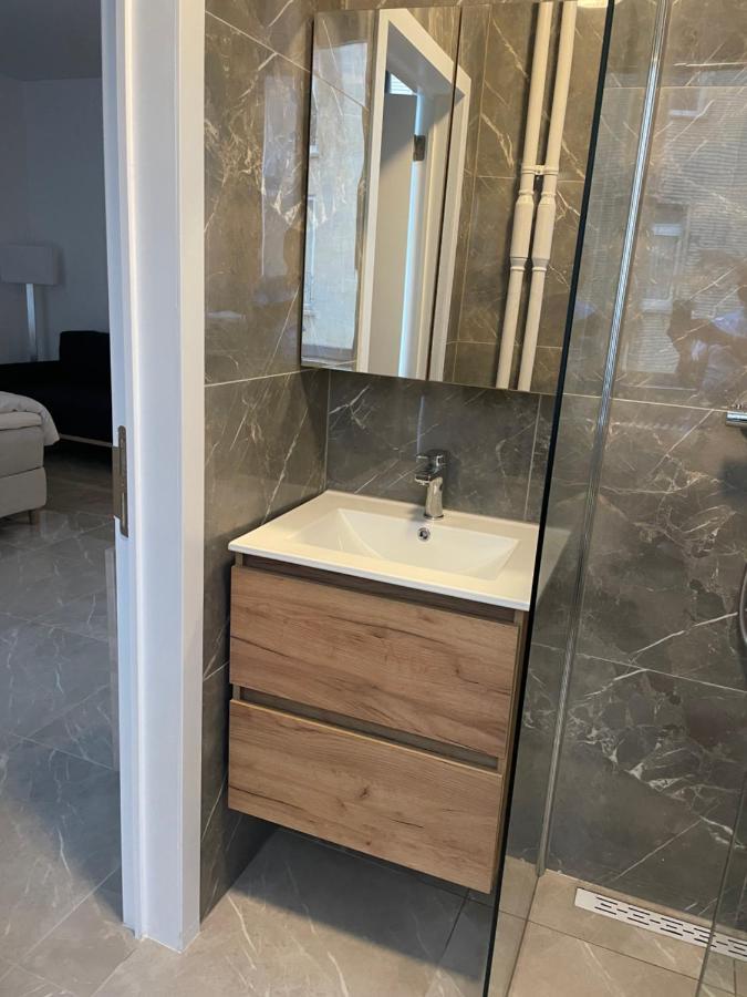 Diamonds Studio Apartment Antwerp Luaran gambar